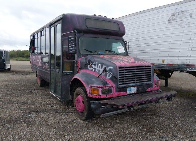 2002 INTERNATIONAL 3400