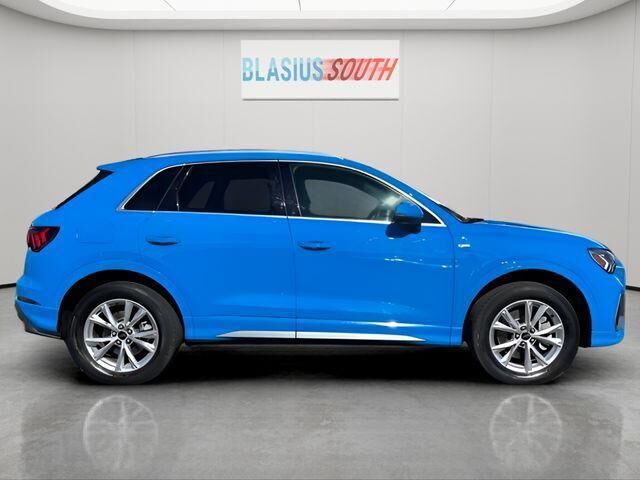 2023 Audi Q3