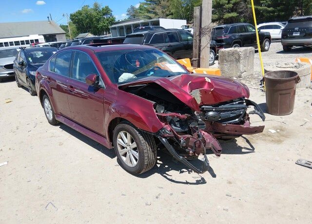 2012 SUBARU Legacy