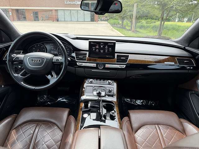 2016 Audi A8