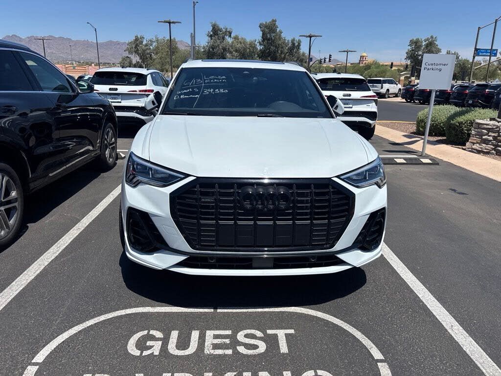 2023 Audi Q3