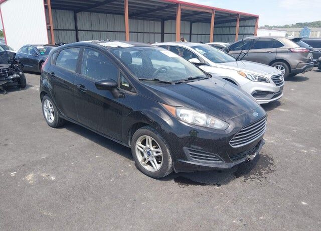 2017 FORD Fiesta