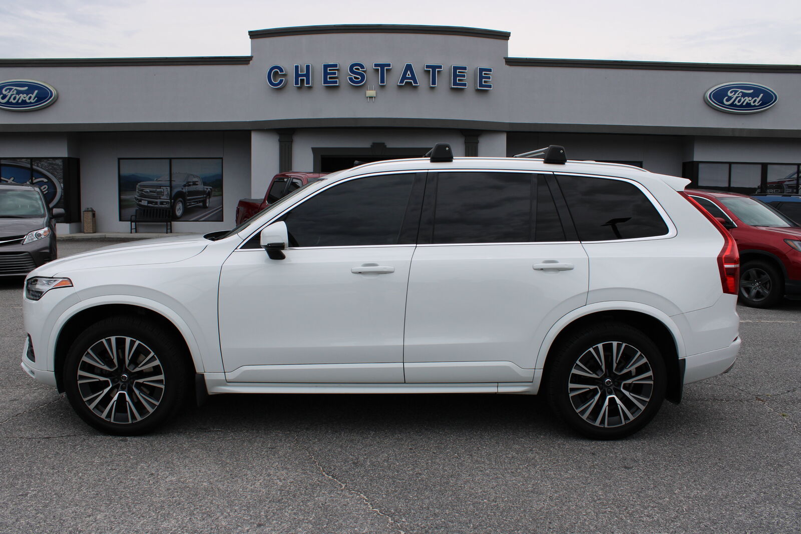 2020 VOLVO XC90