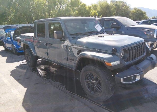 2024 JEEP Gladiator