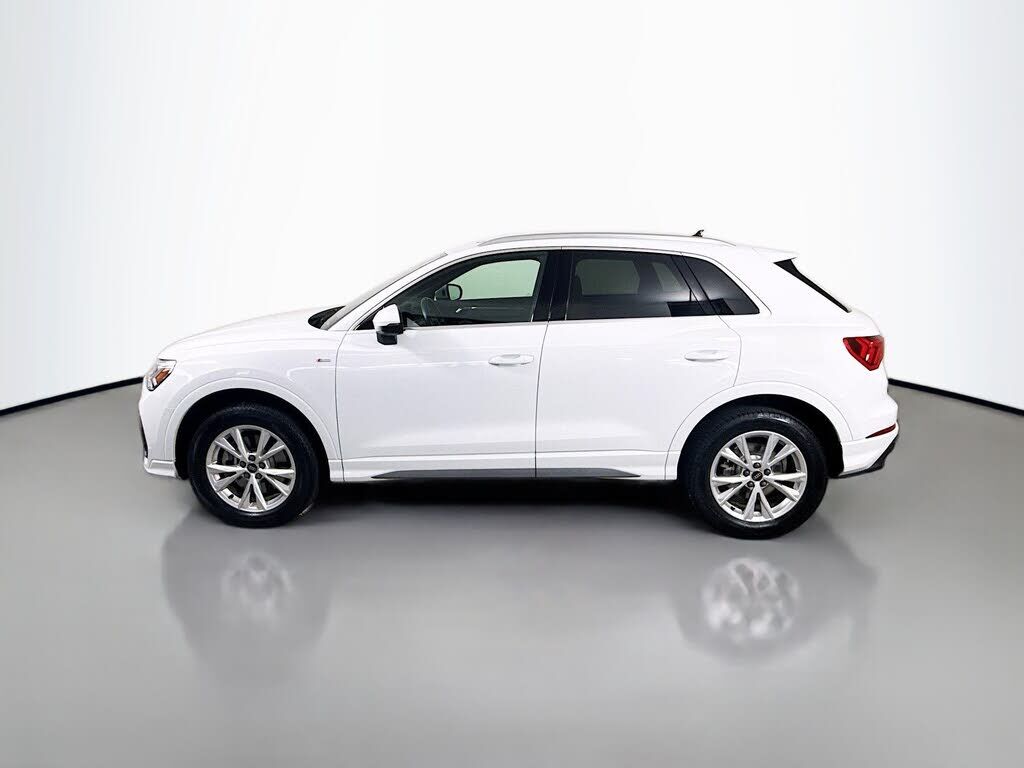 2023 Audi Q3