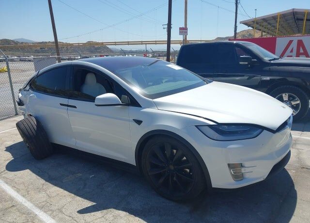2020 TESLA Model X