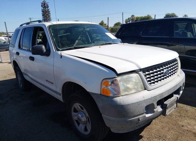 2004 FORD Explorer