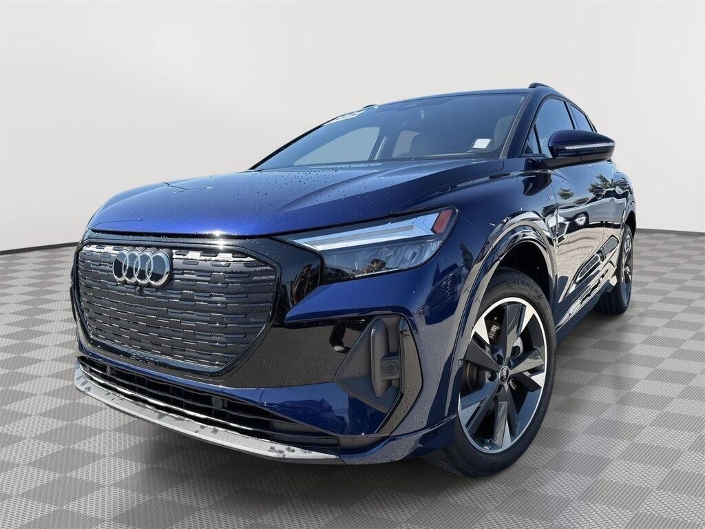 2024 AUDI Q4
