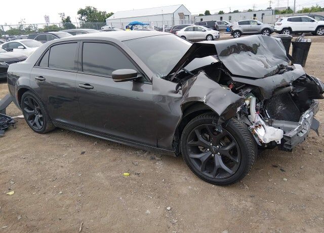 2021 CHRYSLER 300