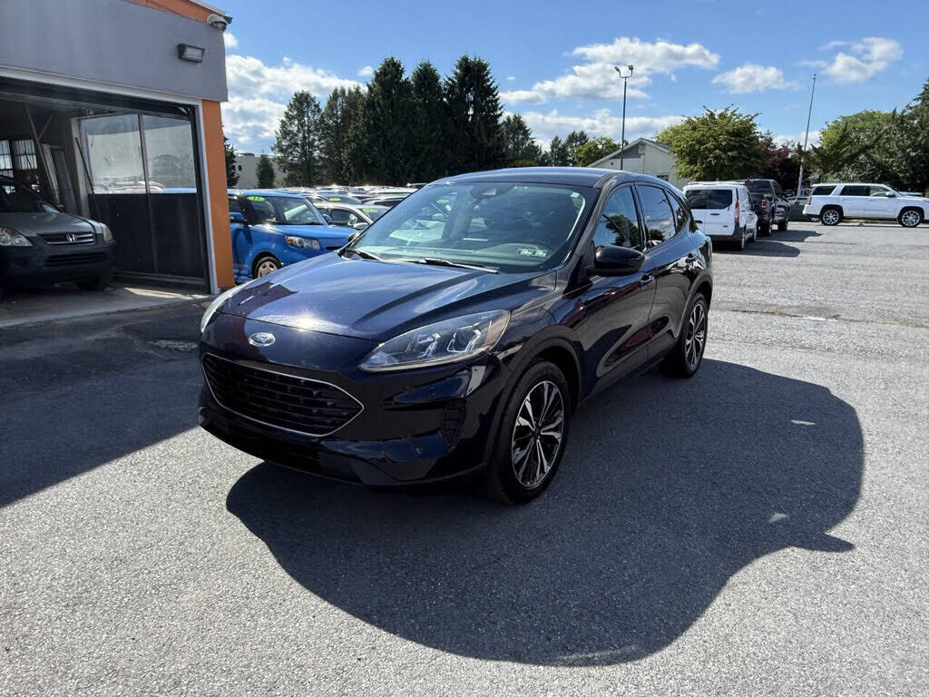 2021 FORD Escape