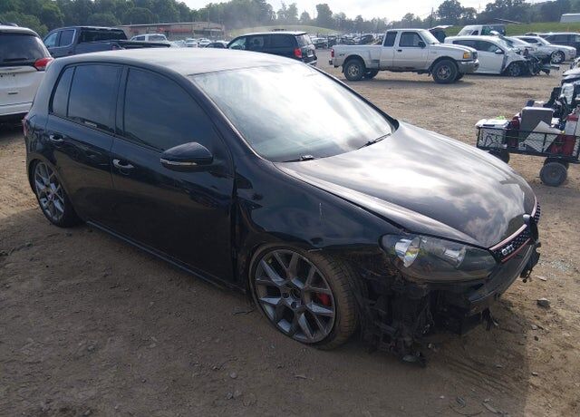 2013 VOLKSWAGEN Golf GTI