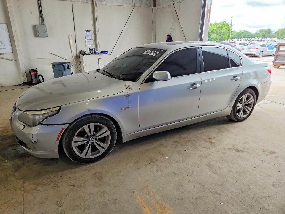BMW 528i