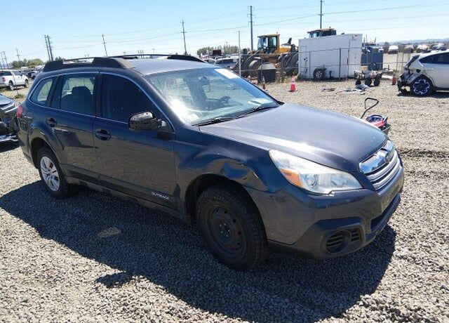 2013 SUBARU Outback