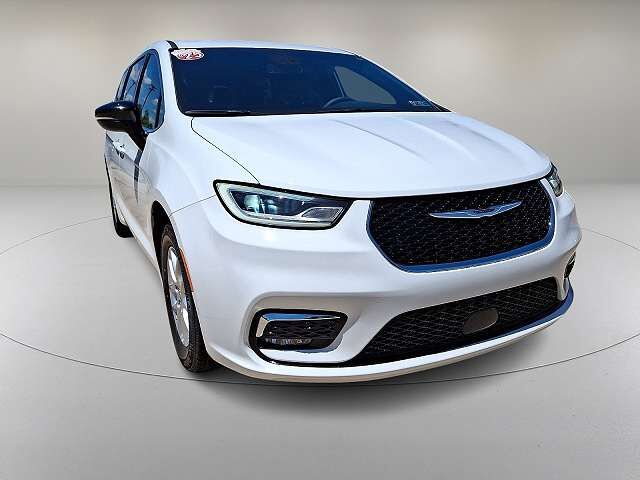 2025 CHRYSLER Pacifica