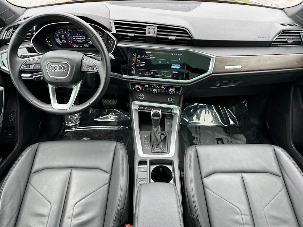 2023 Audi Q3