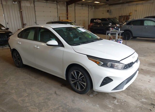 2024 KIA Forte
