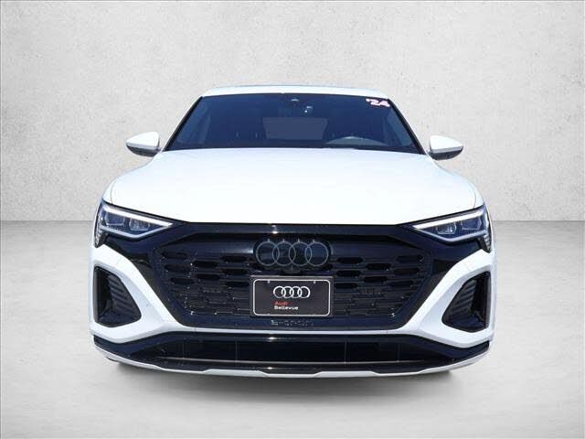 2024 Audi Q8