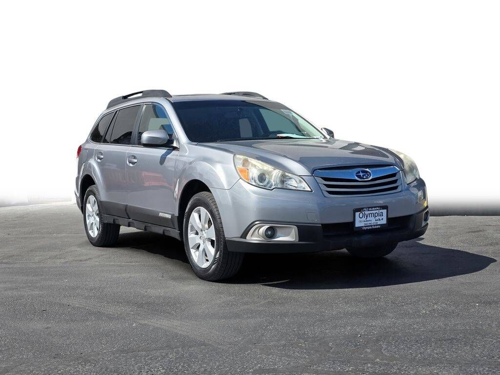 2010 SUBARU Outback