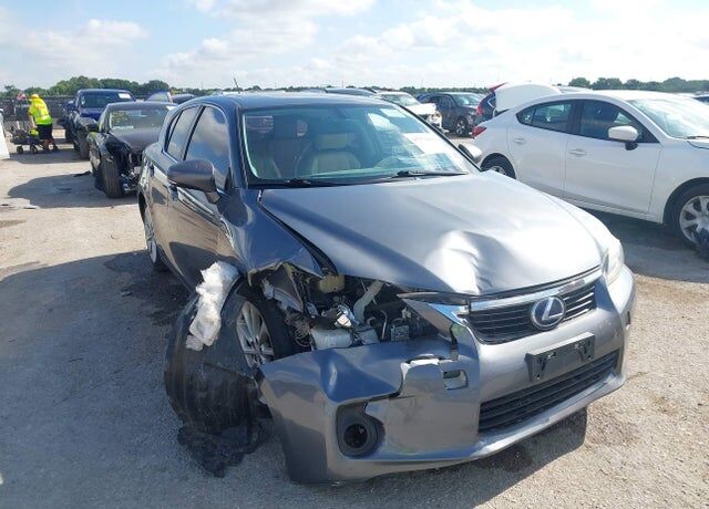 2013 LEXUS CT