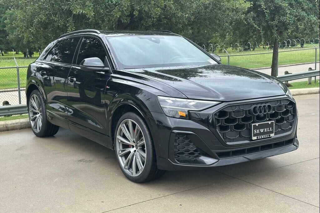2026 Audi Q8