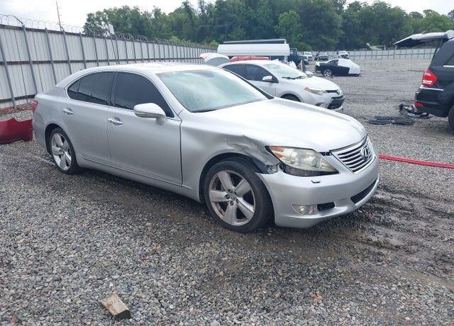 2010 LEXUS LS