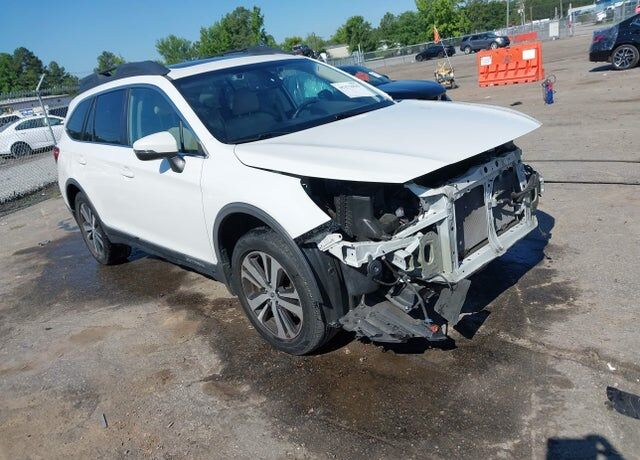 2018 SUBARU Outback