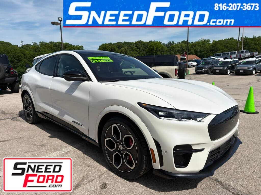 2022 FORD Mach-E