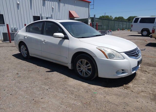 2011 NISSAN Altima
