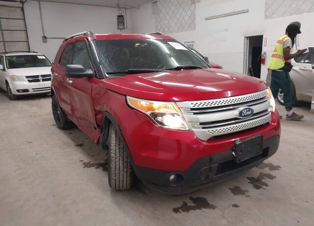 2011 FORD Explorer