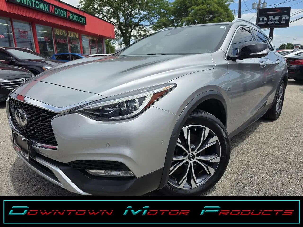 Infiniti QX30