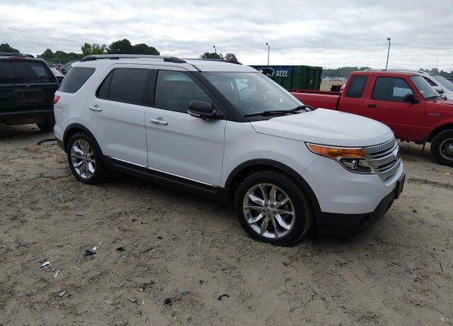 2014 FORD Explorer