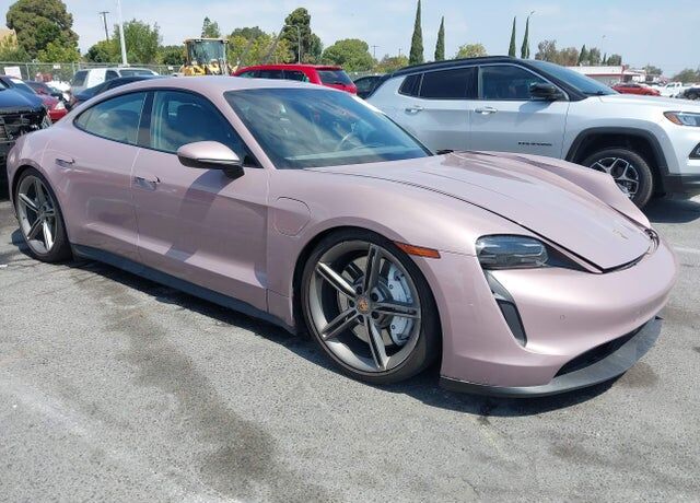 2021 PORSCHE Taycan