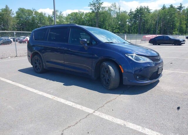 2020 CHRYSLER Pacifica