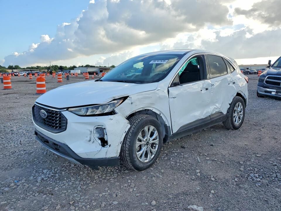 2024 FORD Escape