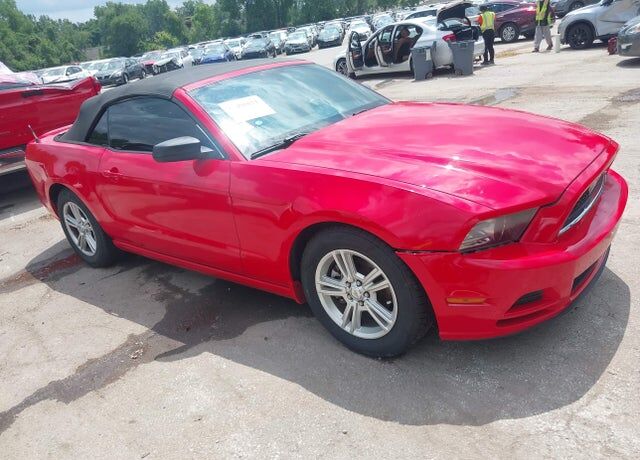 2014 FORD Mustang