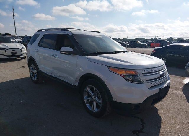 2014 FORD Explorer