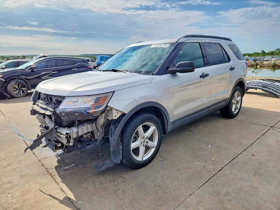 2018 FORD Explorer