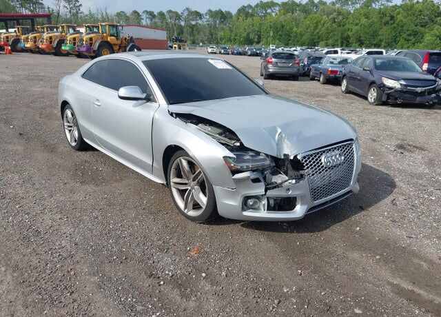 2011 AUDI S5
