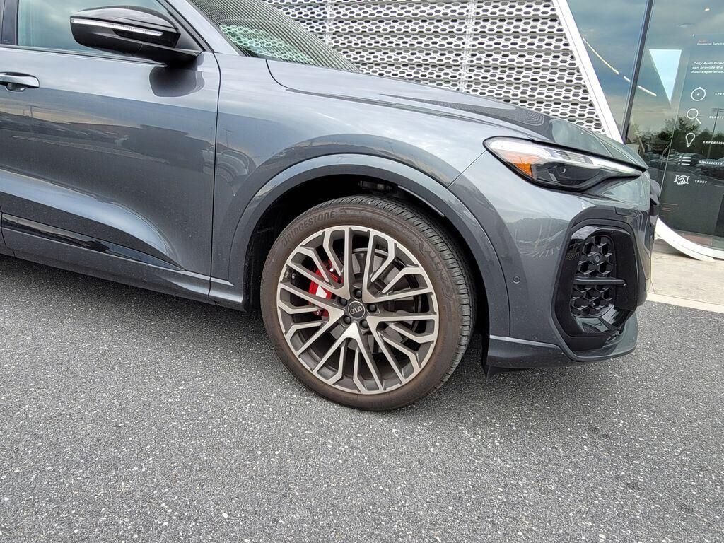 2025 Audi SQ5