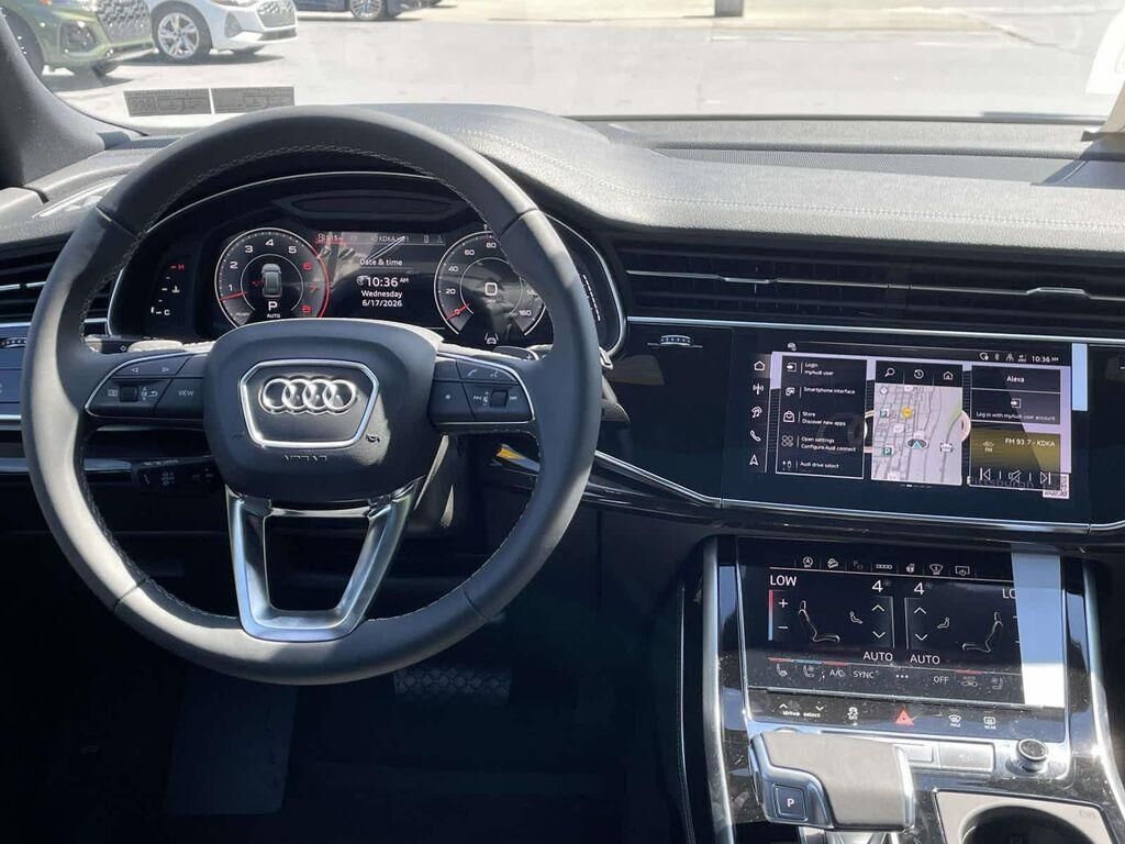2026 Audi Q8