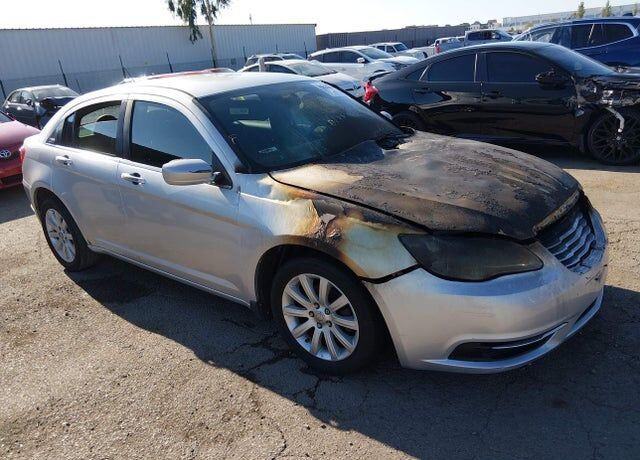 2012 CHRYSLER 200