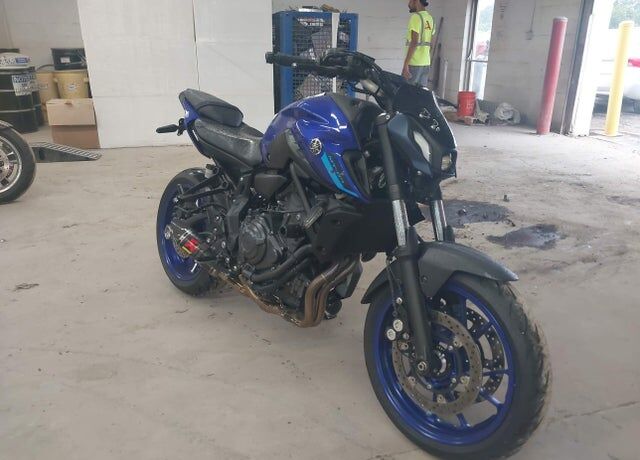 2022 YAMAHA MTN690