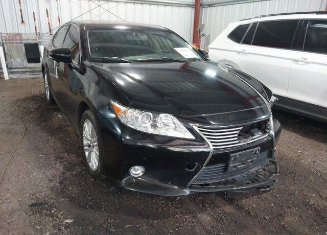2015 LEXUS ES