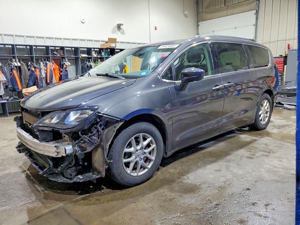 2020 CHRYSLER Voyager