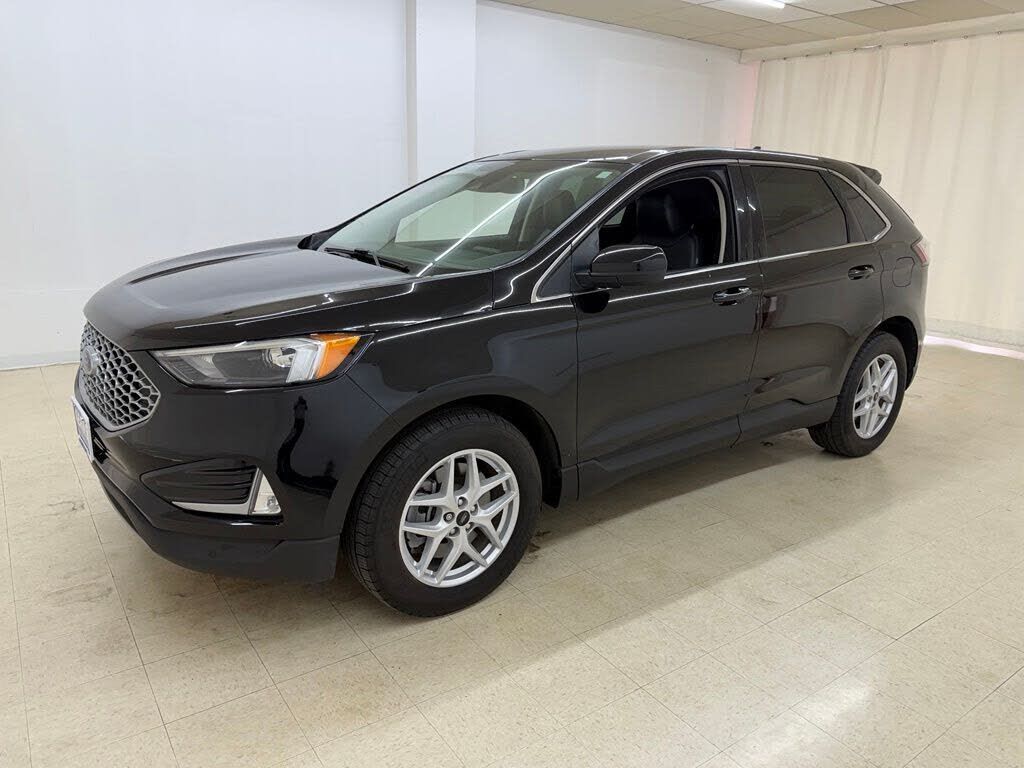 2024 FORD Edge