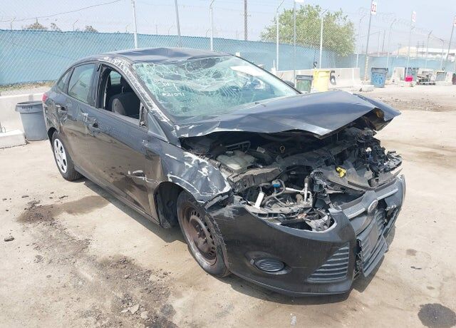 2012 FORD Focus