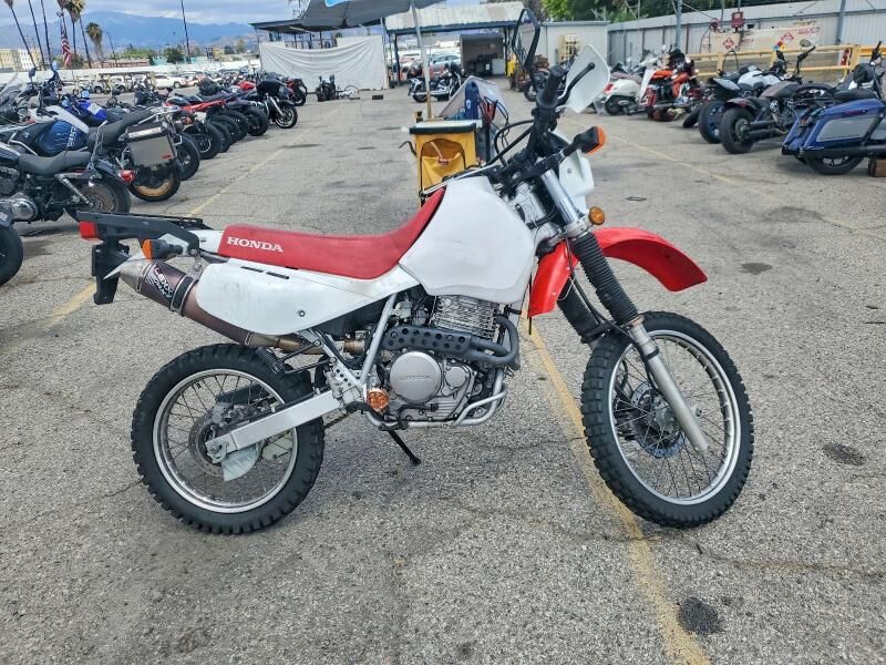 2012 HONDA XR