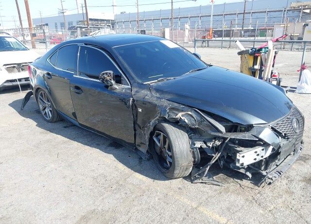 2020 LEXUS IS