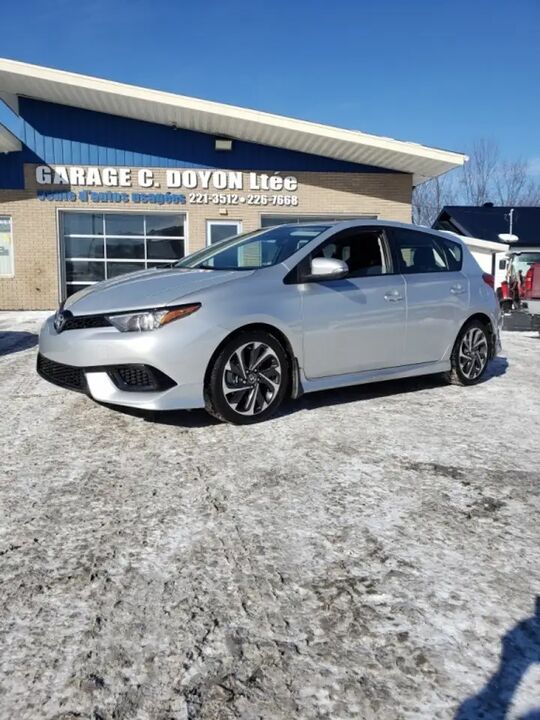 Toyota COROLLA iM