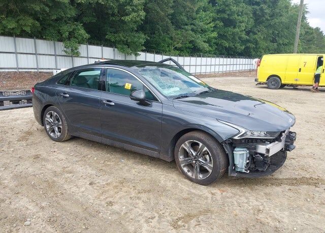 2022 KIA K5